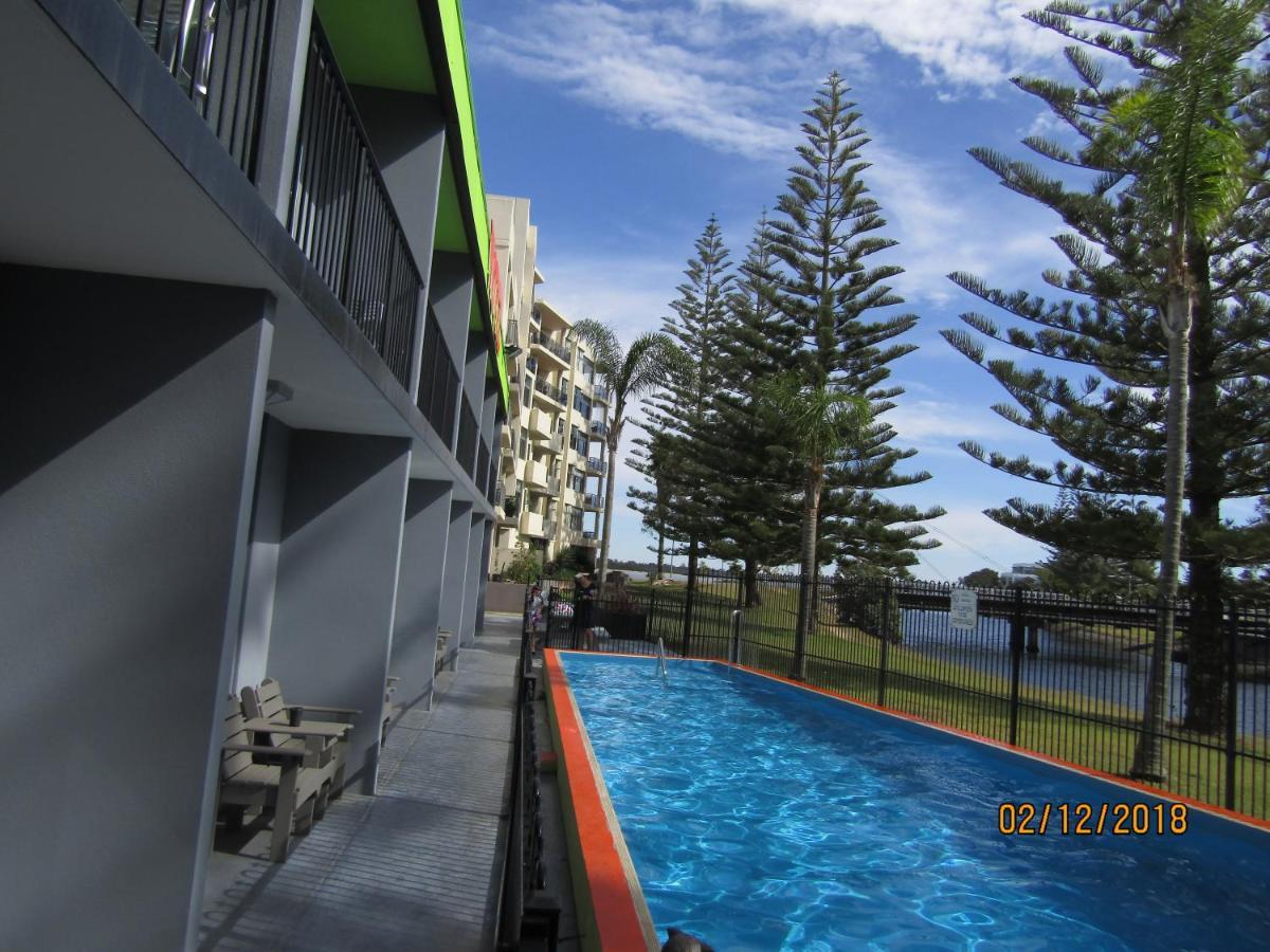 Le George Motel Port Macquarie Exteriör bild